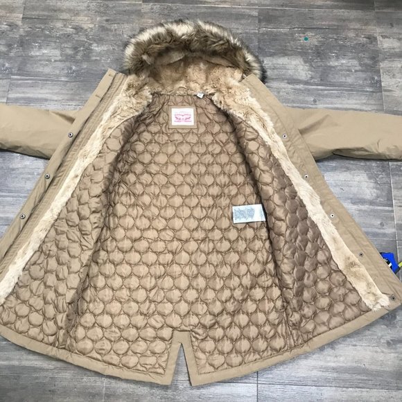 NWT Levi's Women Faux Fur Lined Hooded Parka Jacket Size Medium $225 LW7RP625 - Picture 12 of 12